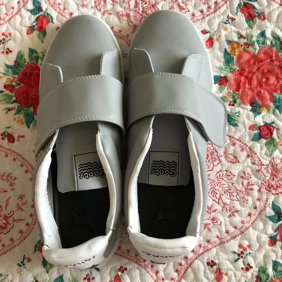 Men's Leather Sneakers - Picture 6 of 16